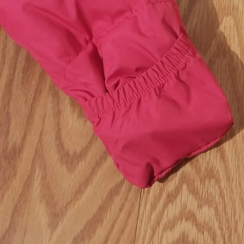 New‎ baby gap snow suit 6/12 mo